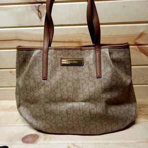 Large Calvin Klein Signature Logo Tote